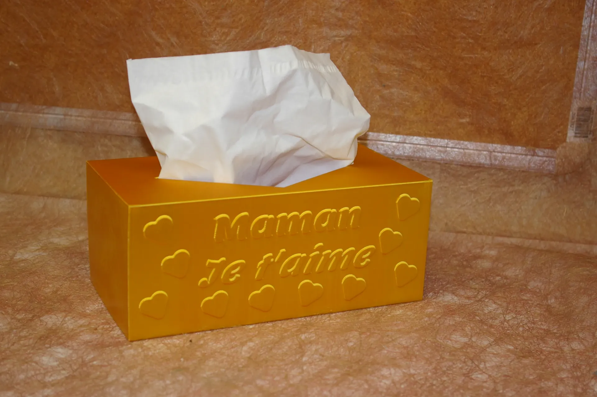 Boite à mouchoirs "MAMAN"