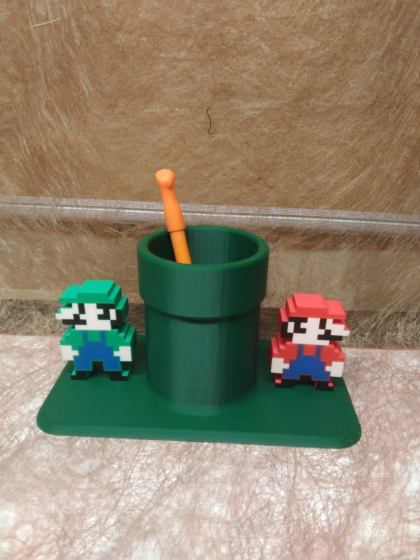 Pot à crayon Thème Mario 2 personnages